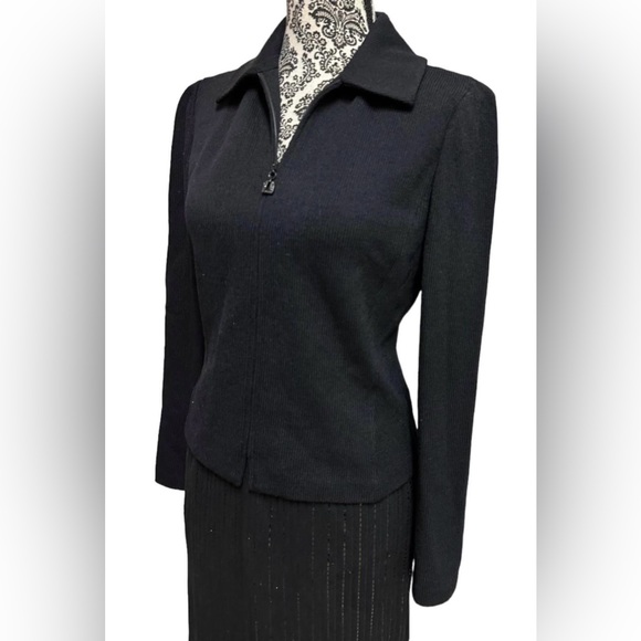 St. John skirt suit - Picture 1 of 5